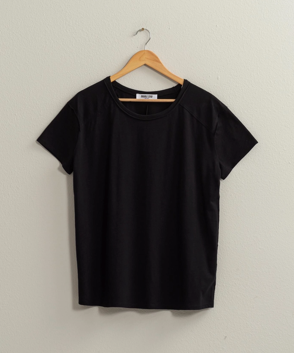 OVERSIZED T SHIRT: BLACK